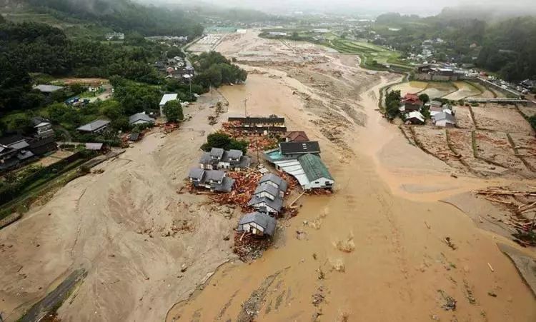 福州暴雨山体滑坡如何应对